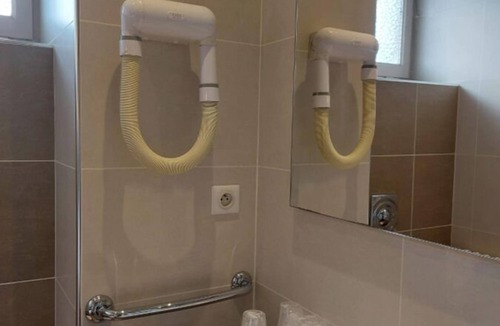 Argeles Gazost Hotel | Logis Hôtel Beau Site