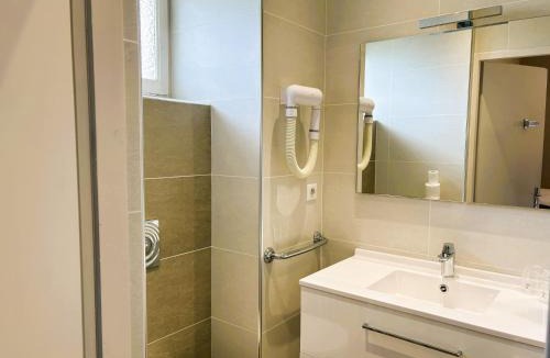 Argeles Gazost Hotel | Logis Hôtel Beau Site