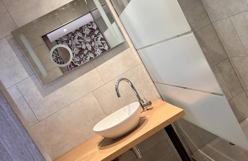 La Cote-Saint-Andre Hotel | Logis Hôtel de France