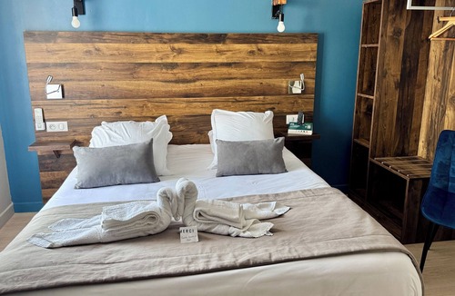 Vitry-le-Francois Hotel | Logis Hôtel de la Poste