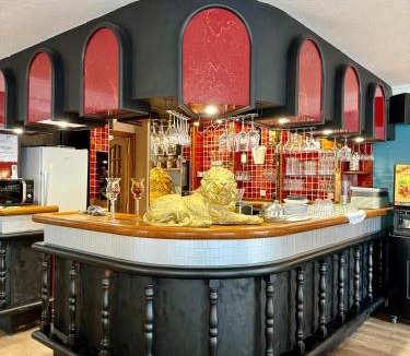 Vitry-le-Francois Hotel | Logis Hôtel de la Poste