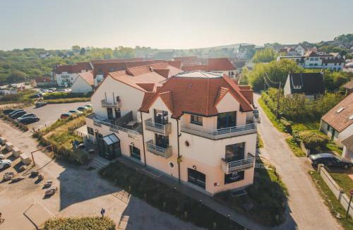 Wissant Hotel | Logis- Hôtel de la Baie de Wissant & Appartements