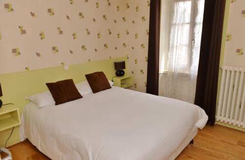 Mornant Hotel | Logis Hôtel de la Poste