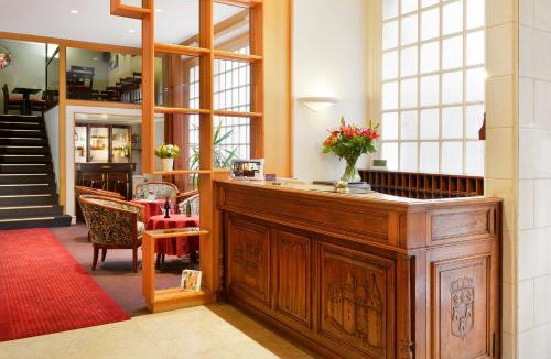 Old Town Hotel | Logis Hôtel Des Châteaux De La Loire