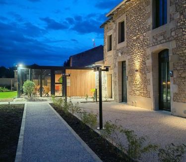 Mignaloux-Beauvoir Resort | Logis Hôtel Domaine du Vieux Porche