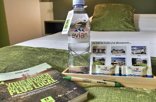 Tour-en-Sologne Hotel | Logis Hôtel du Château