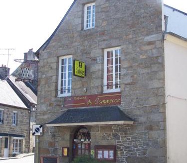 Quintin Hotel | Logis Hôtel du Commerce