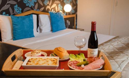 Bellevue - Le Mont - La Jomayere Hotel | Logis Hôtel du Midi - Saint Etienne Sud