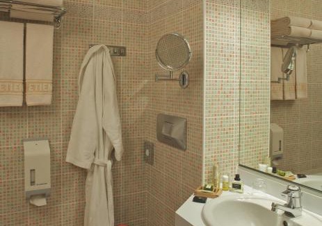 Bellevue - Le Mont - La Jomayere Hotel | Logis Hôtel du Midi - Saint Etienne Sud