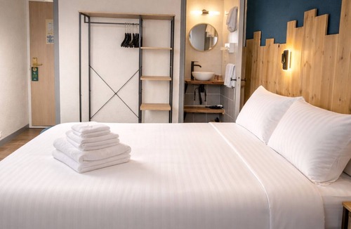 Savines-le-Lac Hotel | Logis Hôtel Eden Lac