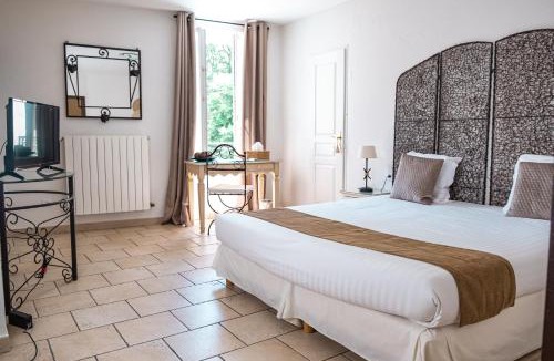Bize-Minervois Hotel | Logis hôtel et restaurant La Bastide Cabezac