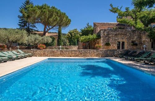 Saint-Martin-d'Ardeche Hotel | Logis Hôtel Restaurant L'Escarbille