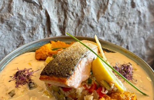 Saint-Martin-d'Ardeche Hotel | Logis Hôtel Restaurant Bellevue