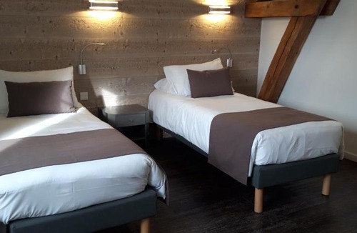 Rouvray (Cote-d'Or) Hotel | Logis Hôtel "Ici m'aime"