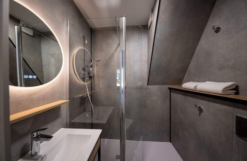 Laguiole Hotel | Logis Hôtel l'Aubrac