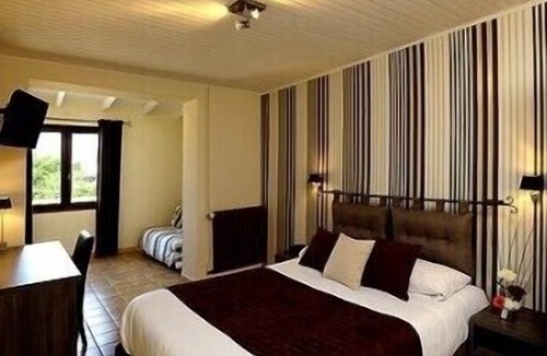 Chateauneuf-du-Rhone Hotel | Logis Hôtel Le Mistral - Restaurant - Montélimar sud