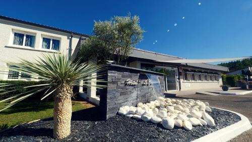 Marmande Hotel | Logis Hôtel Le Capricorne