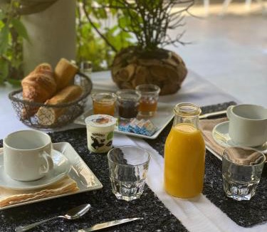 Amou Hotel | Logis Hôtel le Commerce- Darracq