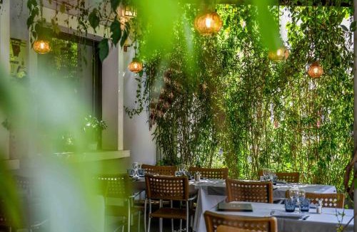 Amou Hotel | Logis Hôtel le Commerce- Darracq