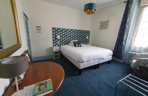 Argent-sur-Sauldre Hotel | Logis hôtel LE COR D'ARGENT