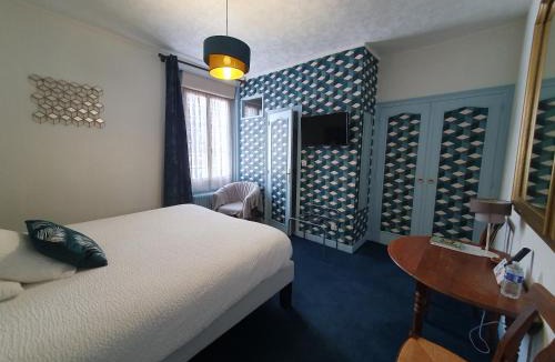 Argent-sur-Sauldre Hotel | Logis hôtel LE COR D'ARGENT