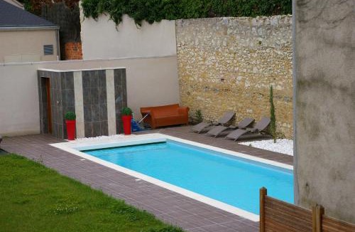 Argenton-sur-Creuse Hotel | Logis Hôtel Le Cheval Noir