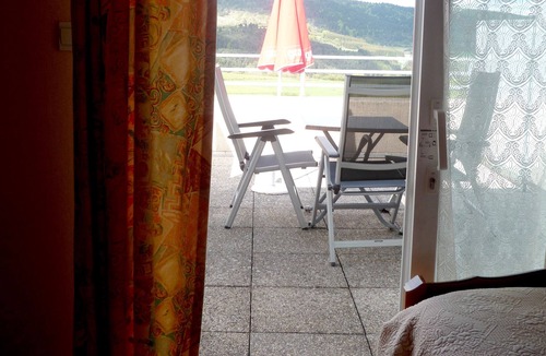 Le Lac-d'Issarles Hotel | Logis Hôtel le Panoramic