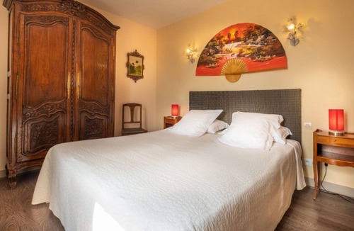 Pouilly-sur-Loire Hotel | Logis Hôtel Le Coq Hardi