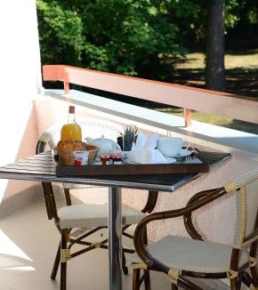 Thiers Hotel | Logis Hôtel Le Parc de Geoffroy