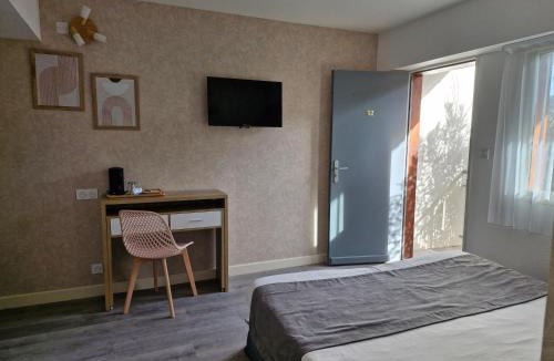 Les Vans Hotel | Logis Hôtel Le Vanséen