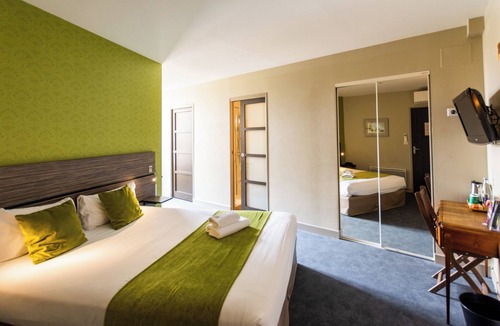 La Fleche Hotel | Logis Hôtel le Vert Galant