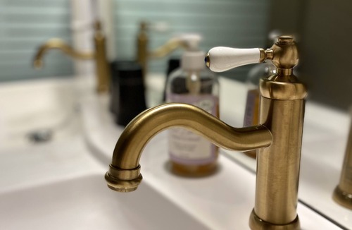 Rochemaure Hotel | Logis Hôtel Médiéval, Montélimar Nord