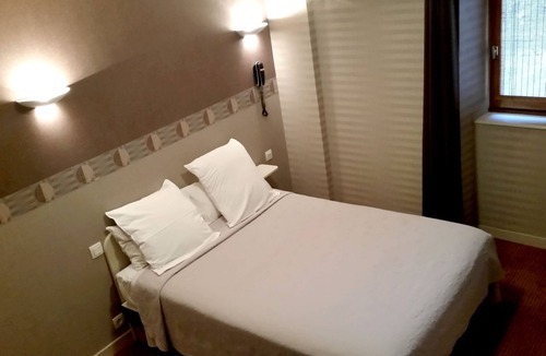 Serrieres Hotel | Logis Hôtel Monhotel