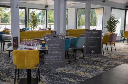 Saint-Gatien-des-Bois Hotel | Logis Hôtel Restaurant - Le Clos Deauville Saint Gatien