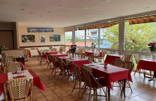 Tarascon-sur-Ariege Hotel | Logis Hôtel Restaurant de la Poste