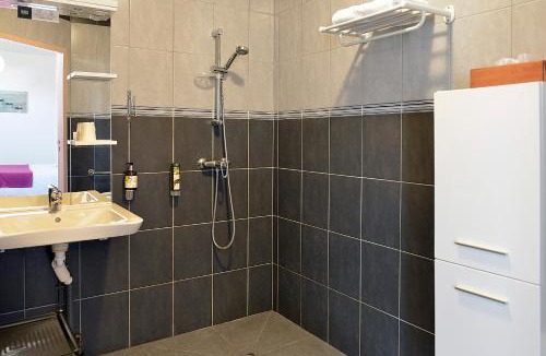 Neuvy-Pailloux Hotel | Logis Hôtel Restaurant Berry Relais