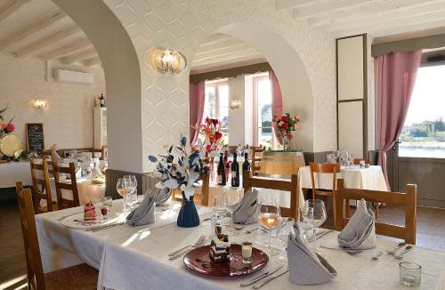 Neuvy-Pailloux Hotel | Logis Hôtel Restaurant Berry Relais