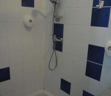 Saint-Genies Hotel | Logis Hôtel Restaurant La Borie