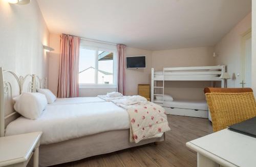 Saulges Hotel | Logis Hôtel & Restaurant L'ermitage