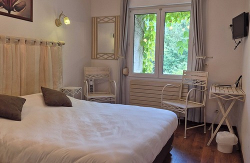 Cazilhac Hotel | Logis Hôtel restaurant Les Norias