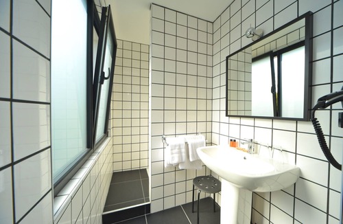 Mereau Hotel | Logis Hôtel Restaurant La Mire