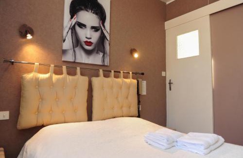 Montherme Hotel | Logis Hôtel Restaurant Le Franco Belge