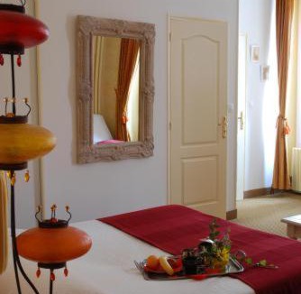 Avallon Hotel | Logis Hôtel Restaurant Les Capucins