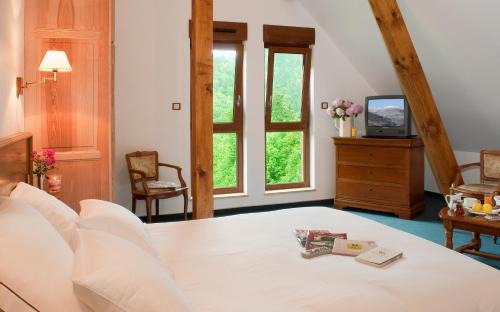 La Broque Hotel | Logis Hôtel Restaurant Neuhauser