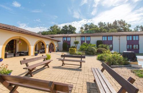 Nogaro Hotel | Logis Hôtel Restaurant Solenca