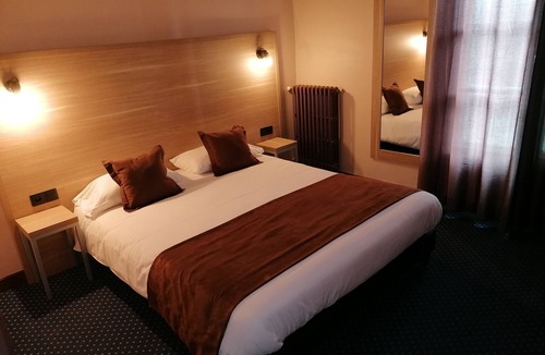 Faubourg Saint-Jacques Hotel | Logis Hôtel Saint Jacques