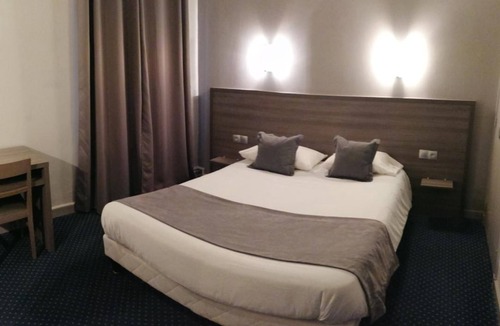 Faubourg Saint-Jacques Hotel | Logis Hôtel Saint Jacques