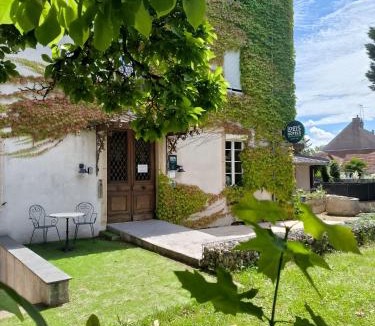 Lamarche-sur-Saone Hotel | Logis Hôtel -Spa-Restaurant Le Saint Antoine