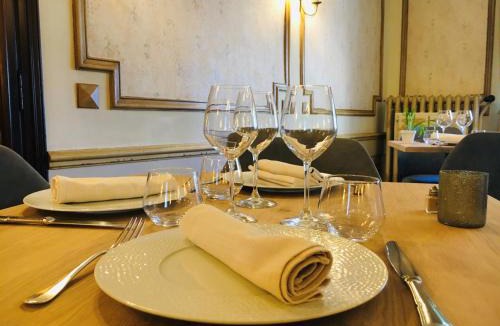 Uzerche Hotel | Logis Hôtel Teyssier