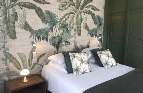 Azay-le-Rideau Hotel | Logis Hôtels Troglododo